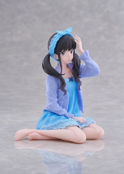 PREORDER - Taito - Lycoris Recoil - Desktop Cute Figure Takina Inoue (Roomwear Ver.)