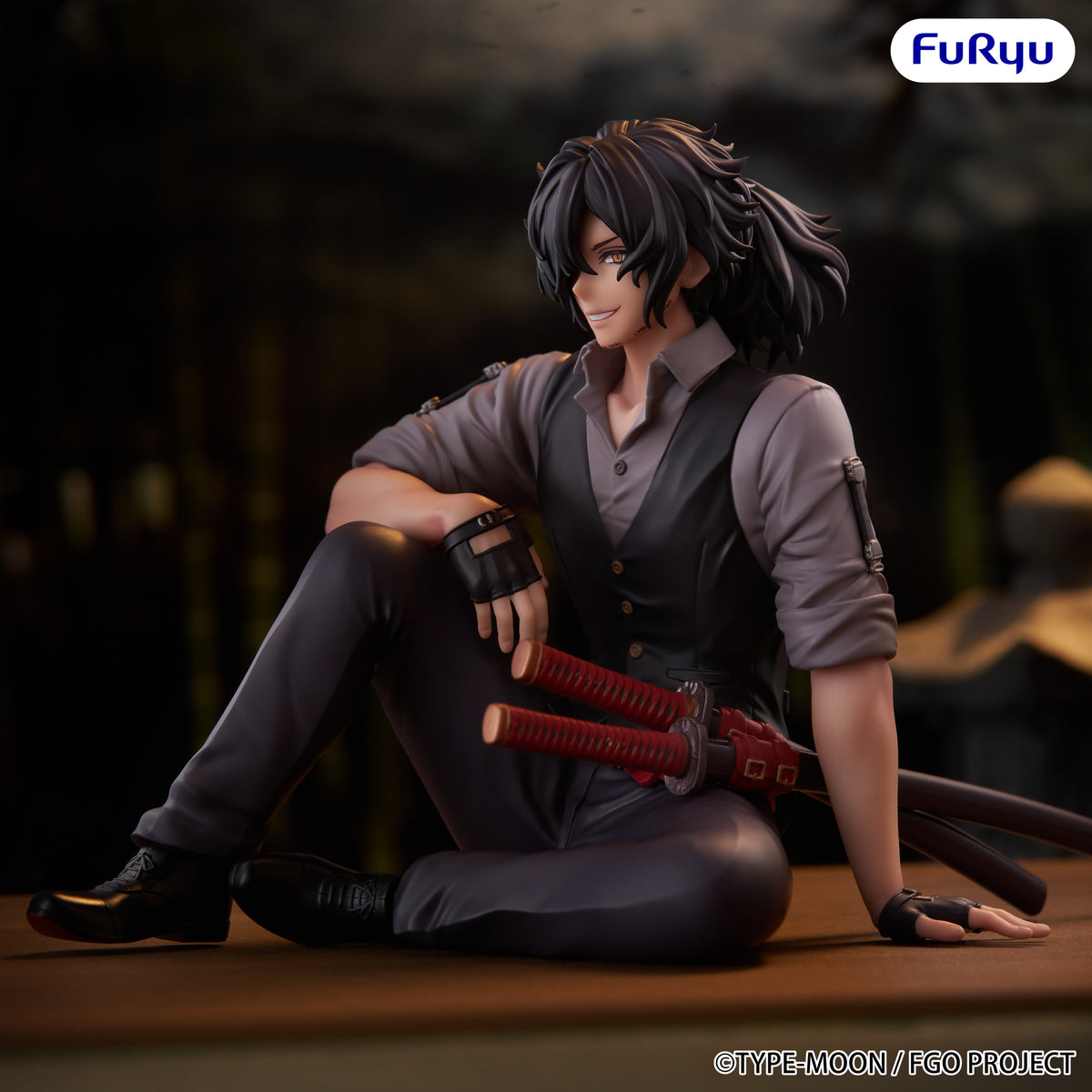 [PRE-ORDER] FURYU Fate/Grand Order Noodle Stopper Figure -Assassin Izou Okada Awesome Dapper Suit-