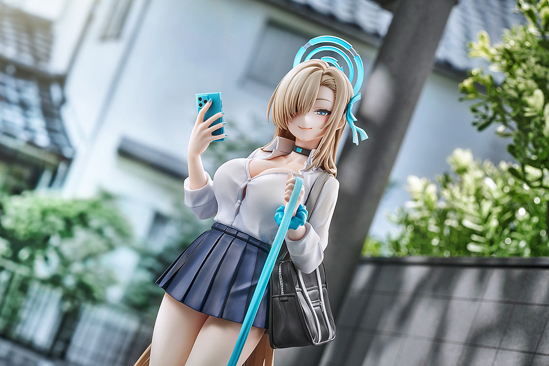 [PRE-ORDER] Good Smile Arts Shanghai 1/7 Blue Archive - Asuna (School) Memorial Lobby Ver.