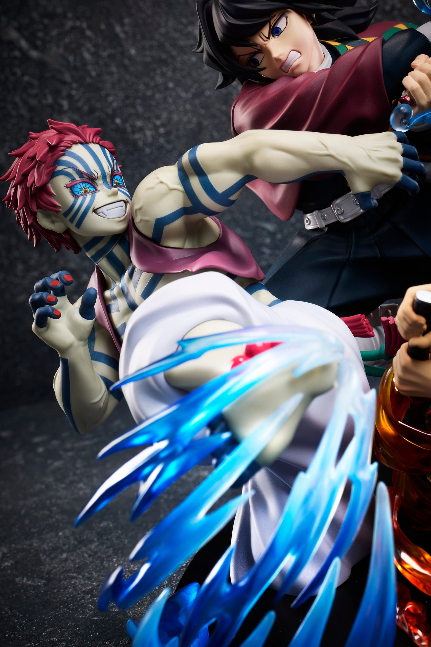 [PRE-ORDER] Aniplex Demon Slayer Kimetsu no Yaiba Tanjiro Kamado & Giyu Tomioka & Akaza Figure