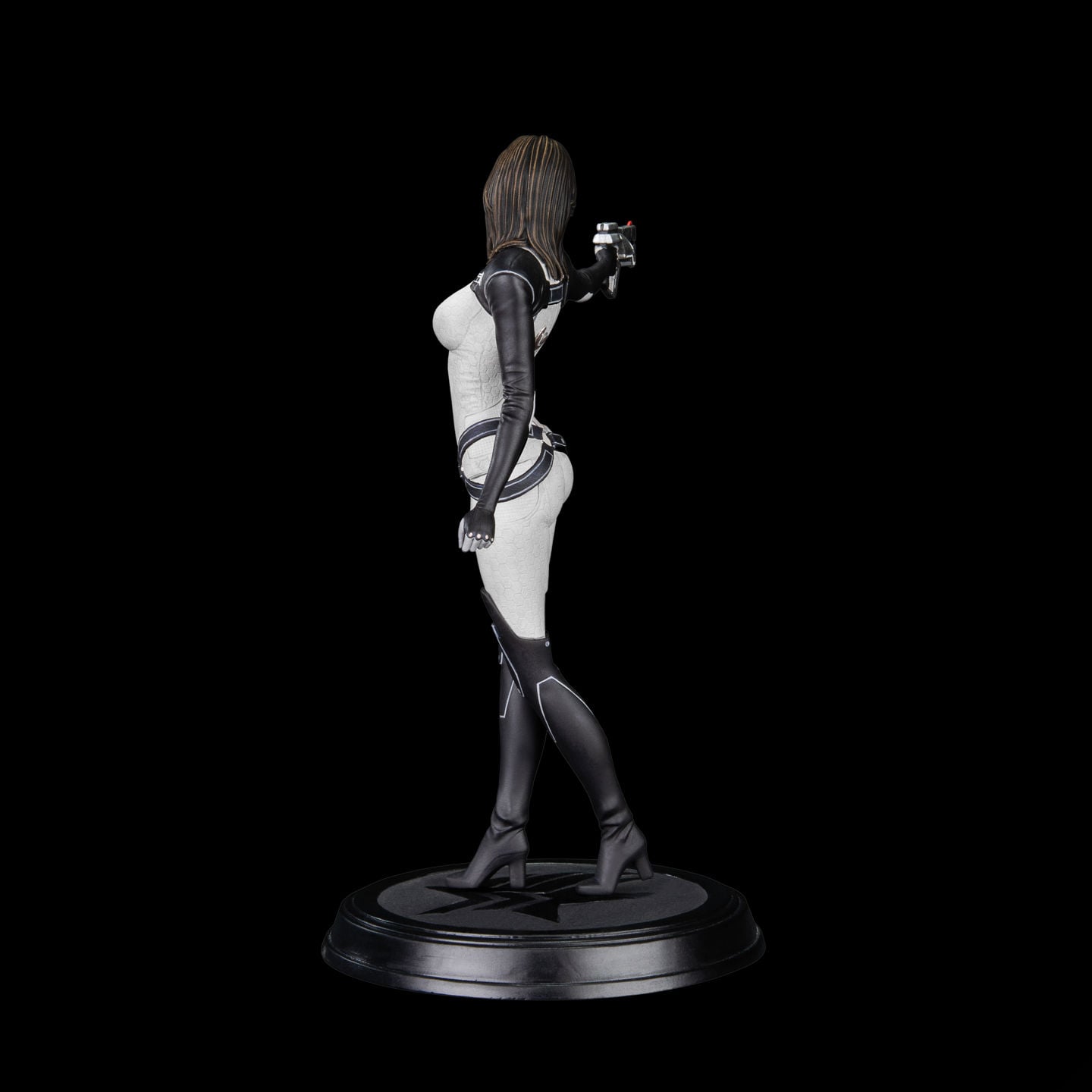 [PRE-ORDER] Dark Horse Mass Effect Miranda Lawson Figure