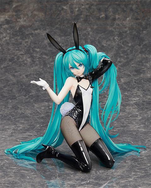 PRE ORDER - FREEing - Character Vocal Series 01: Hatsune Miku - Hatsune Miku Bunny Ver. / Art by SanMuYYB