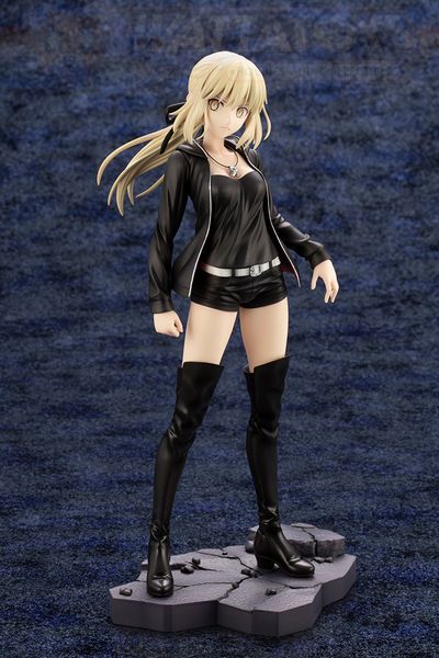 PRE ORDER - KOTOBUKIYA - Fate/Grand Order - Saber/Altria Pendragon (Alter)  Casual ver.