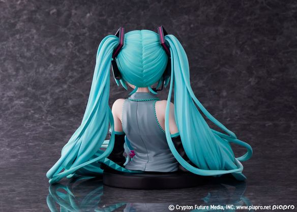 PREORDER - FURYU Corporation - Vocaloid - Hatsune Miku 16th Anniversary Bust Figure