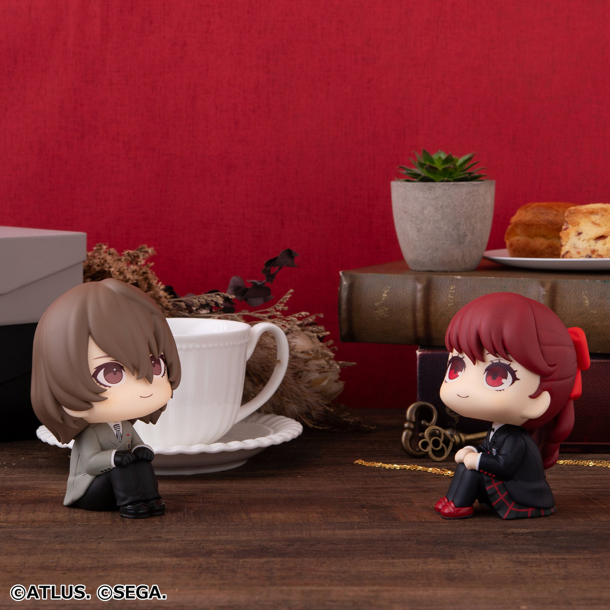 [PRE-ORDER] Megahouse Lookup Persona 5 The Royal Goro Akechi & Kasumi Yoshizawa set [with gift]