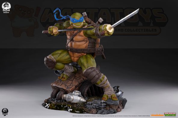 PREORDER - Premium Collectibles Studio - Teenage Mutant Ninja Turtles - Leonardo 1:3 - Deluxe