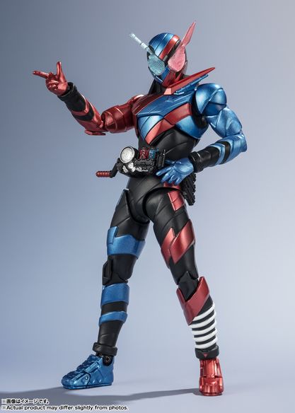 PREORDER - Bandai - Kamen Rider Build - S.H.Figuarts KAMEN RIDER BUILD RABBIT TANK FORM HEISEI GENERATIONS EDITION