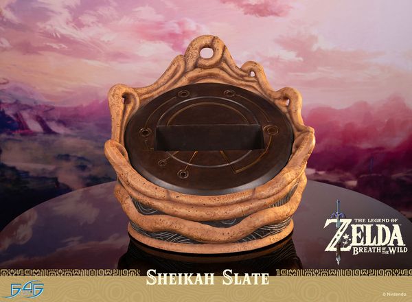 PREORDER - First 4 Figures - The Legend of Zelda™: Breath of the Wild – Sheikah Slate