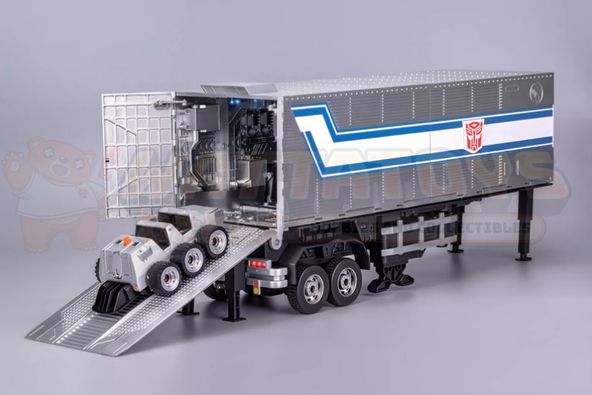 PREORDER - ROBOSEN -  Flagship Optimus Prime Trailer Kit CX40-SA