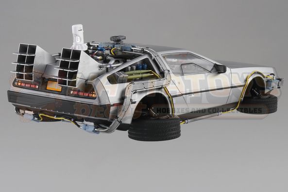 PREORDER - Aoshima - 1/24 Time Machine from Back To The Future Part II