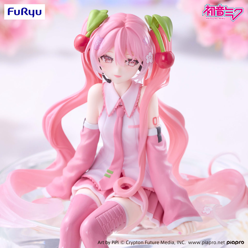 [PRE-ORDER] Furyu Hatsune Miku Noodle Stopper Figure Sakura Miku 2026 Smile ver.