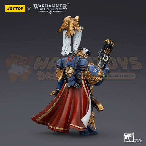 PRE-ORDER - JoyToy - Warhammer: The Horus Heresy - Ultramarines Legion Praetor with Power Sword and Volkite Serpenta