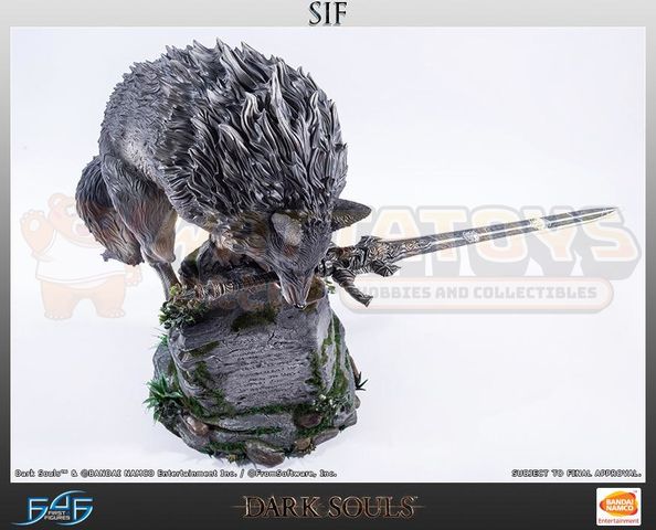 PRE-ORDER - First 4 Figures - Dark Souls - The Great Grey Wolf, Sif