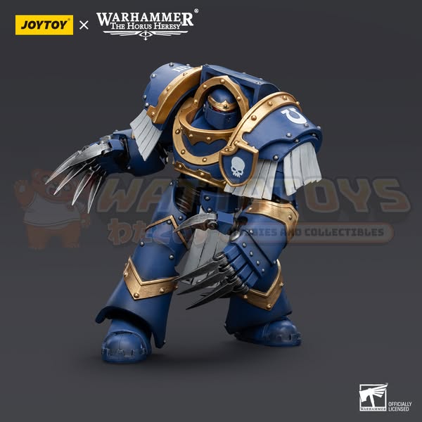 PRE-ORDER - JoyToy - Warhammer: The Horus Heresy - Ultramarines Cataphractii Terminator Squad Terminator with Lightning Claws