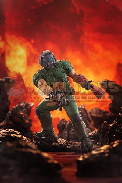 PRE-ORDER - Good Smile Company - DOOM - POP UP PARADE SP Doom Marine