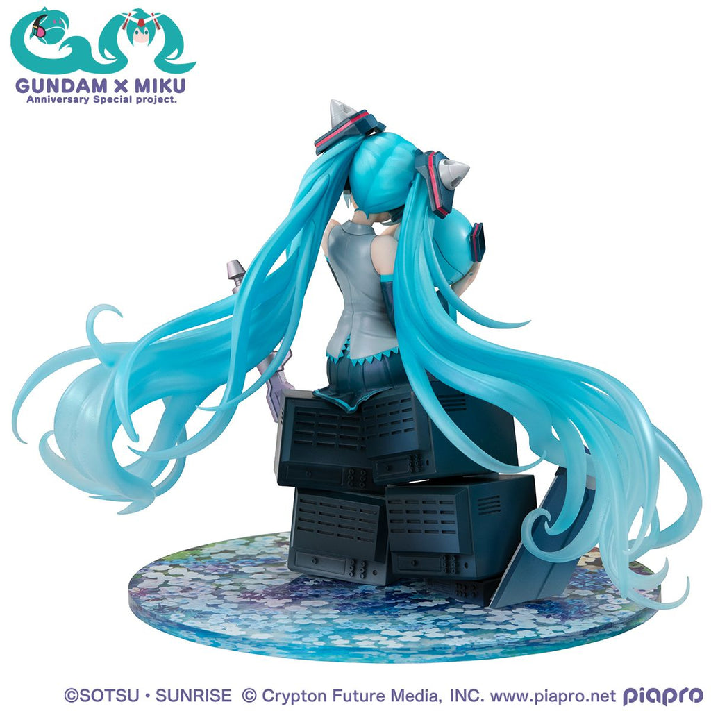 [PRE-ORDER] Megahouse Lucrea Mobile Suit Gundam 45th Anniversary X Hatsune Miku Hatsune Miku X OO Gundam