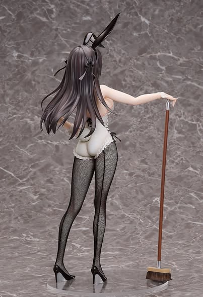 [PRE-ORDER] FREEing - I May Be a Guild Receptionist, But I'll Solo Any Boss to Clock Out on Time - Alina Clover Bunny Ver.