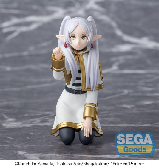 [PRE-ORDER] SEGA Frieren Beyond Journey's End PM Perching Figure "Frieren" ~Frieren Poking Something~