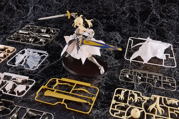 [PRE-ORDER] Good Smile Company Reincarnation Saber Lily Distant Avalon
