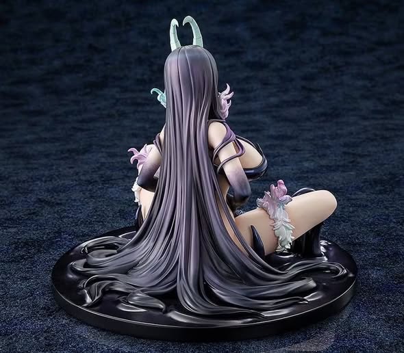 [18+] [PRE-ORDER] KADOKAWA The Elder Sister-Like One Chiyo 1/6 Scale Figure