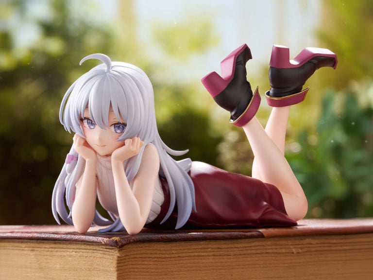 [PRE-ORDER] Furyu The Journey of Elaina Noodle Stopper Figure -Elaina Lying Down ver.-