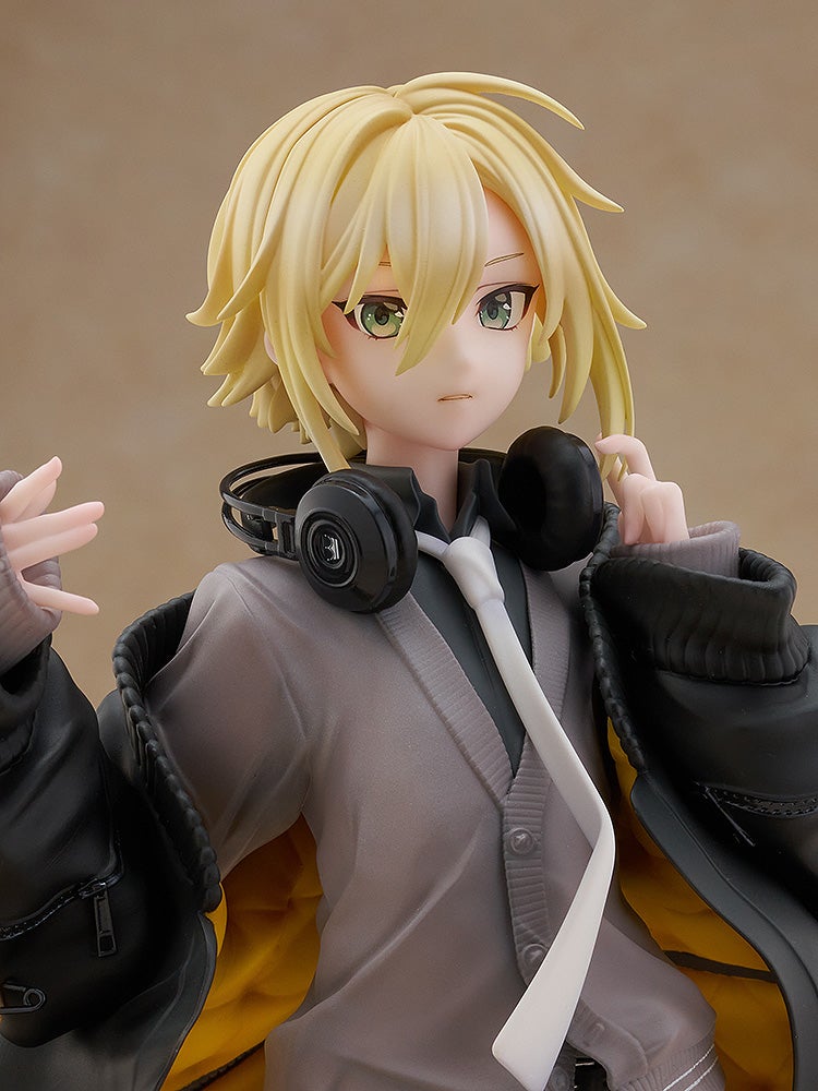 [PRE-ORDER] DMM Factory NIJISANJI Uzuki Kou illustrated by kei Mochizuki