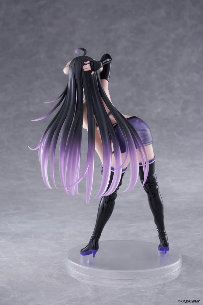 [PRE-ORDER] Taito Overlord Coreful Figure - Albedo (Grid Girl Ver.)