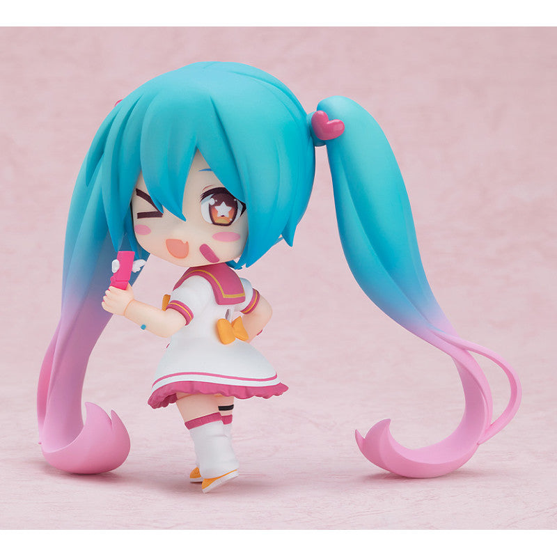 [PRE-ORDER] Good Smile Company Nendoroid Hatsune Miku MAGICAL CURE! LOVE SHOT!